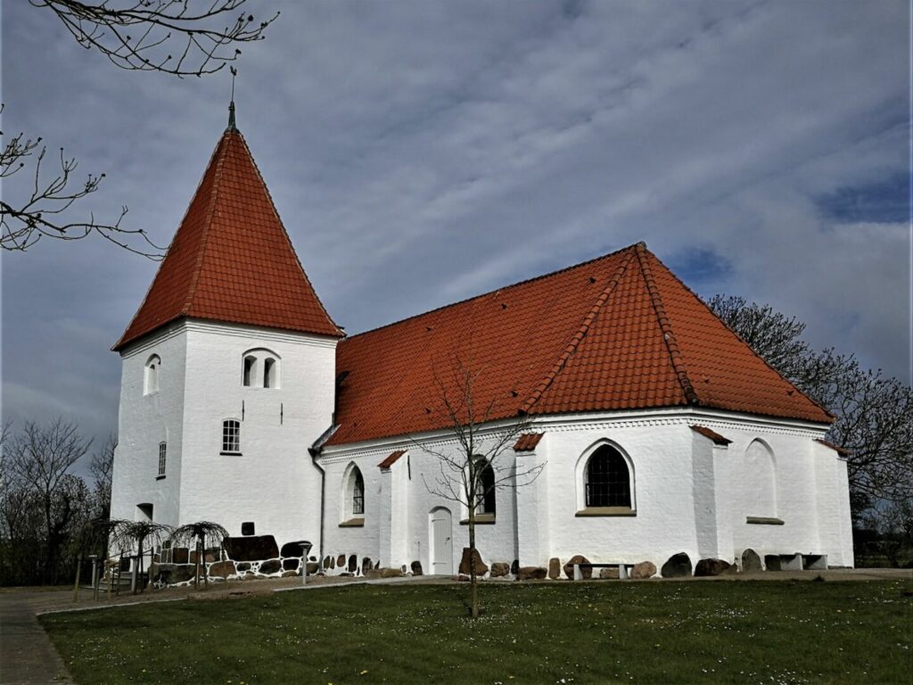 Avnede church
