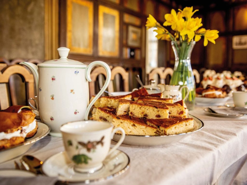 Kagebord Madens Folkemøde